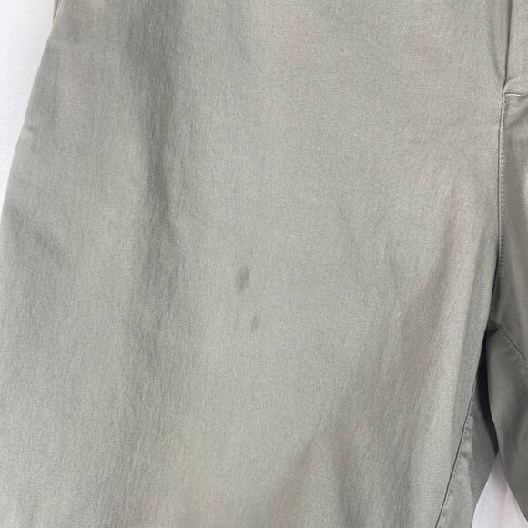 Lululemon Chino Shorts Green Size 31 GUC - Picture 2 of 5